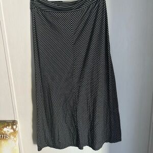 Elegant Black and White Striped Skirt